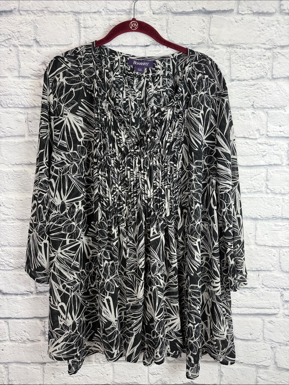 Roaman’s Sheer Black & White Floral Peasant Blouse Size 24W